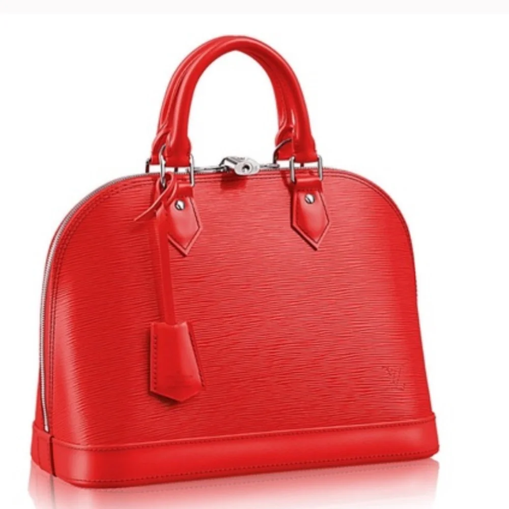 EUC Louis Vuitton Alma PM Epi leather “Cocquelicot” with crossbody strap red - Picture 1 of 16